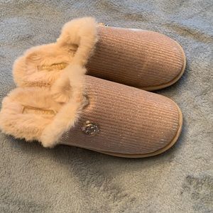 Michael Kor slippers they are new